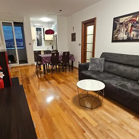 Euphoria - Free Private Garage Apartamento