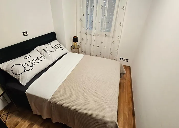 Euphoria - Free Private Garage Appartement