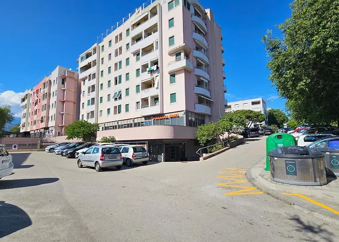 Euphoria - Free Private Garage Daire *